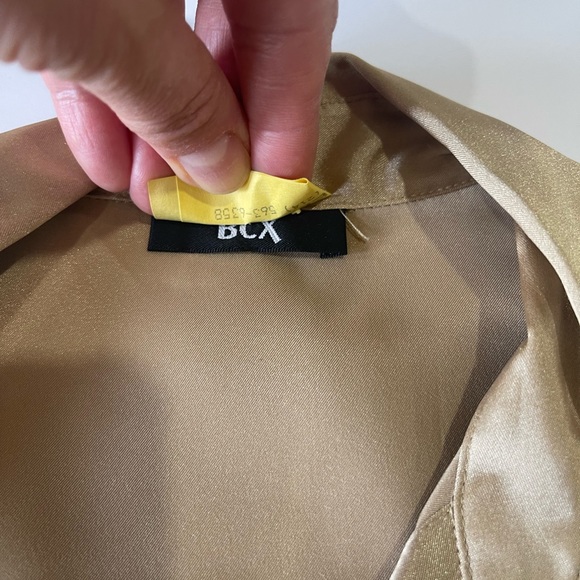 BCX gold satin blouse size S stunning worn only once and dry cleaned - Picture 2 of 7